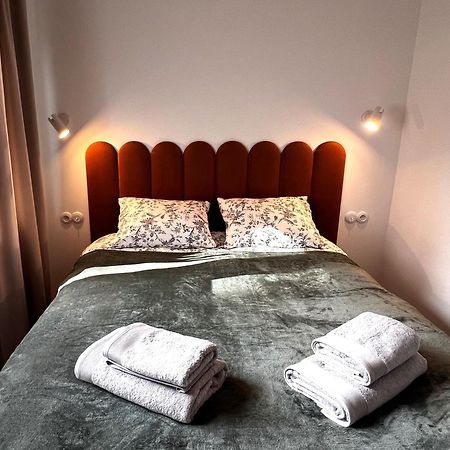 Warszawa Srodmiescie Pl. Zbawiciela Apartment Bagian luar foto