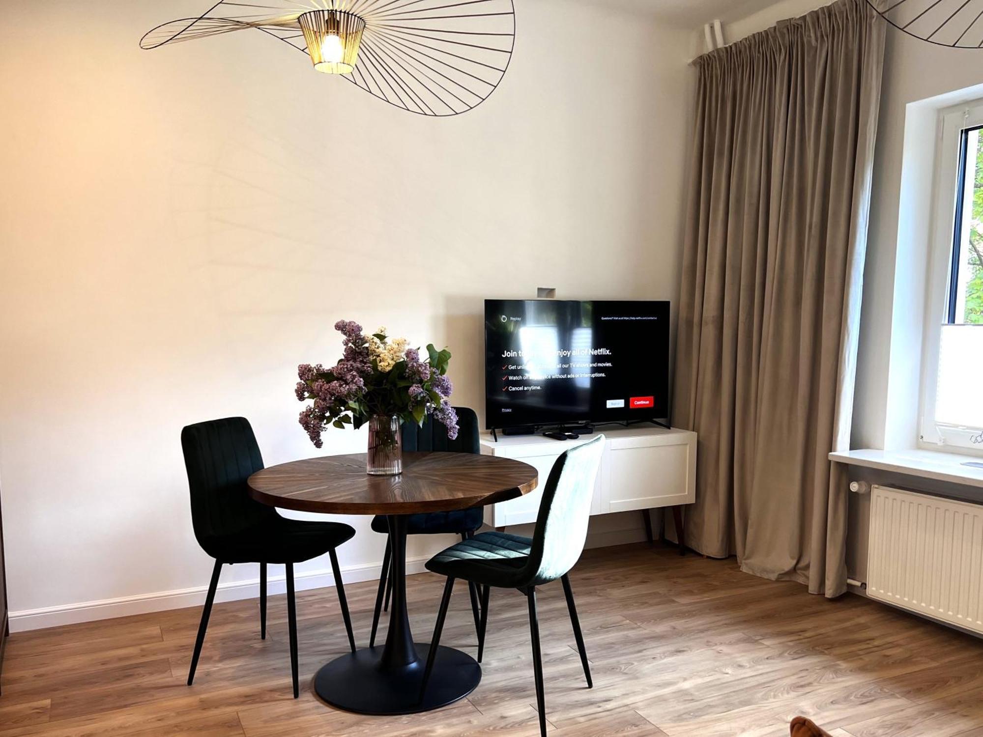 Warszawa Srodmiescie Pl. Zbawiciela Apartment Bagian luar foto